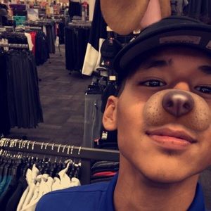 Meet your Posher, Robert