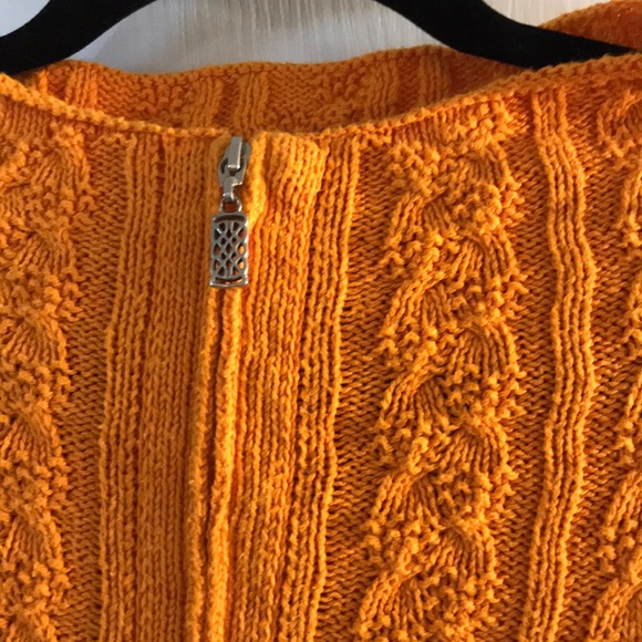 Trumpet sleeve knit sweater - Picture 2 of 4