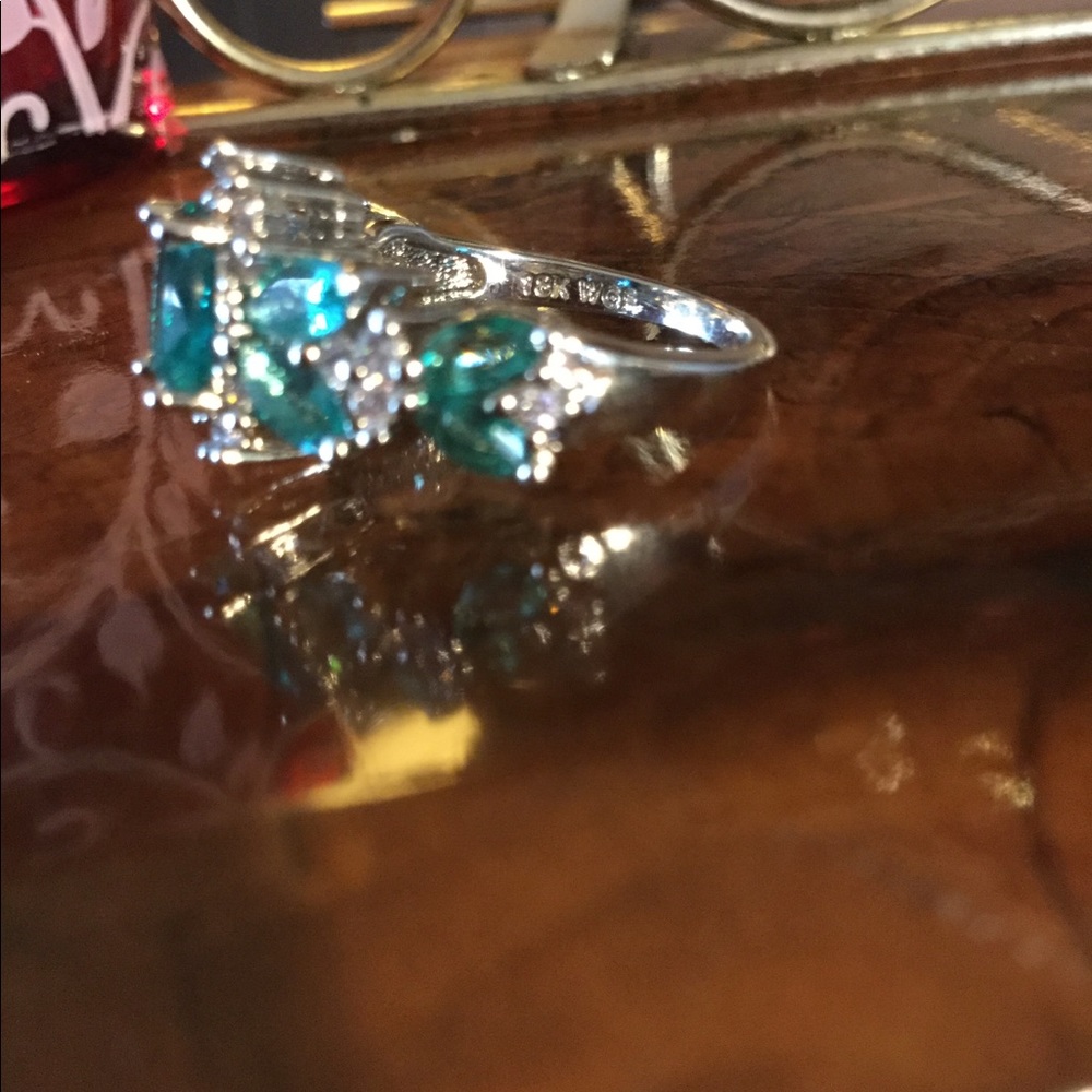 Ring - Picture 6 of 6