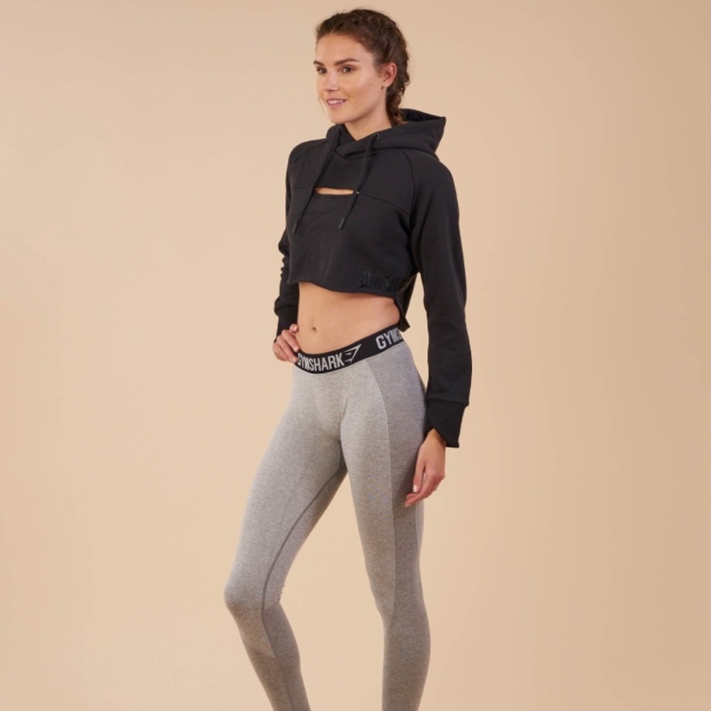 GYMSHARK BLACK RAW EDGE CROPPED HOODIE