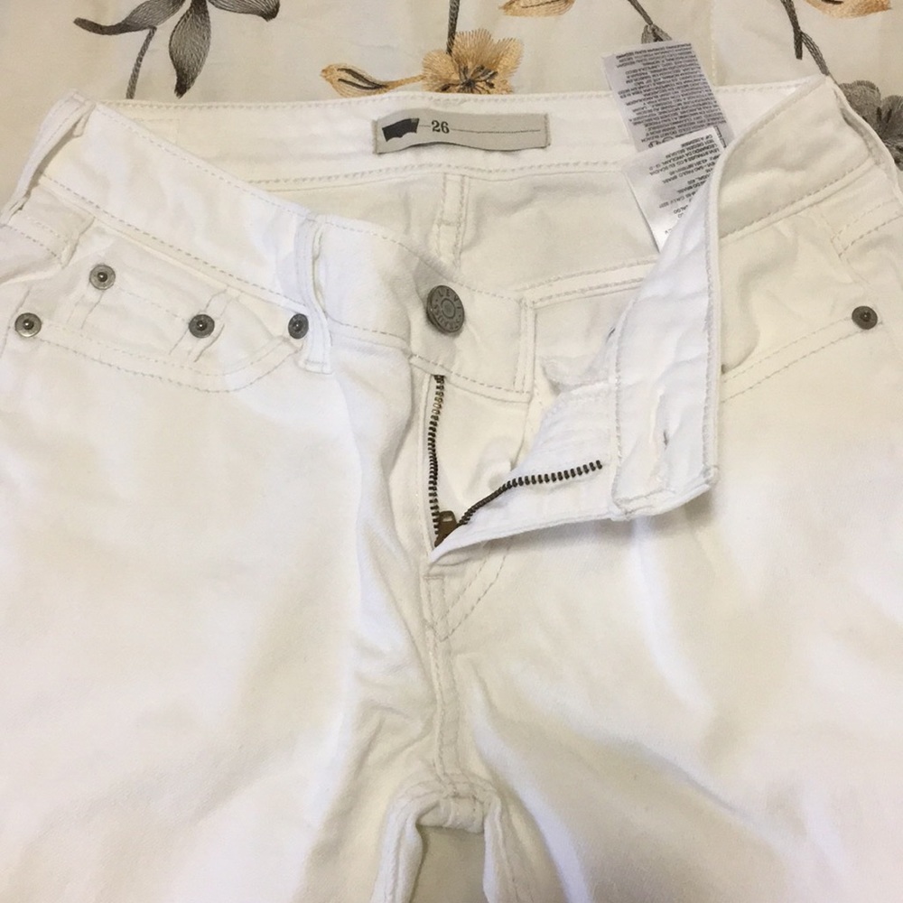 White Levi Jeans