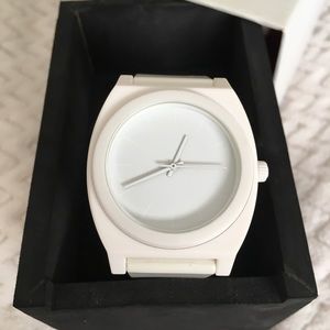 Nixon Time Teller Watch