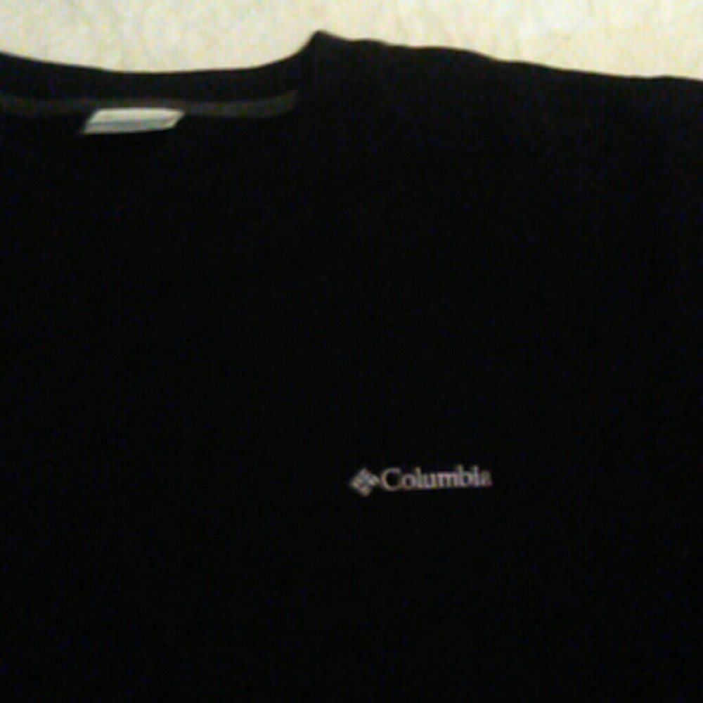 Columbia sweatshirt