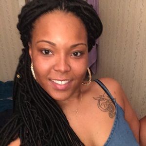 Meet your Posher, Deanna