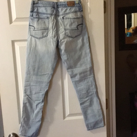 American Eagle High-waist Jeans . Style : TOMGIRL - Picture 2 of 8