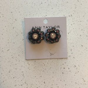 Ann Taylor flower stud earrings
