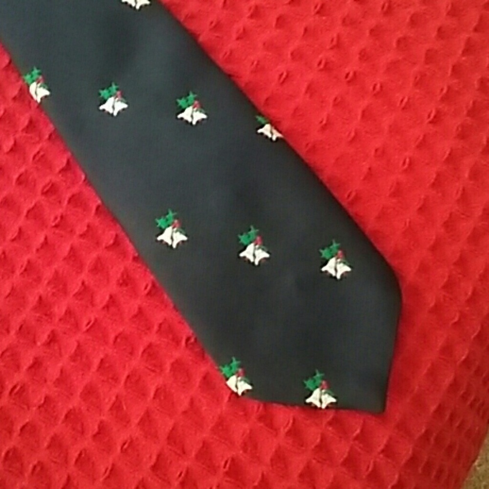 ♡"The Taylor Tie" brand Christmas theme♡