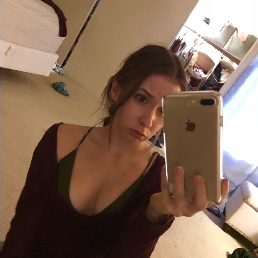 Meet your Posher, Melissa