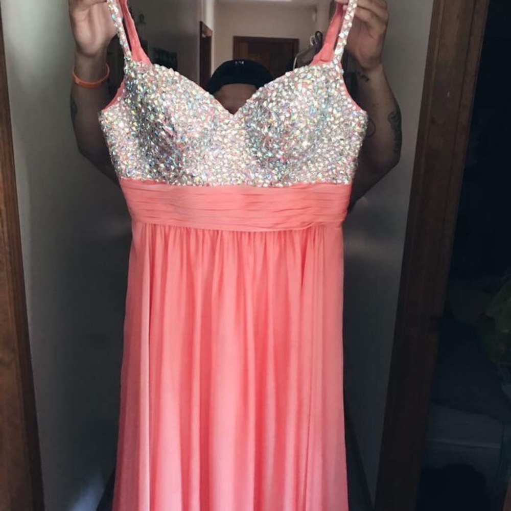 Prom Dress - Picture 3 of 3