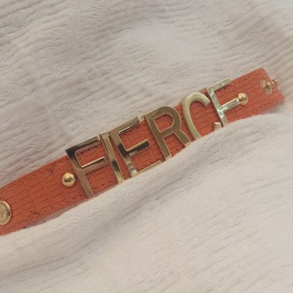 Fierce gold and orange bracelet - Picture 1 of 3