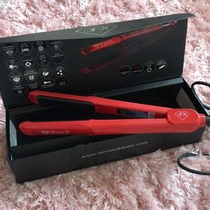 Irresistible me diamond professional styling iron