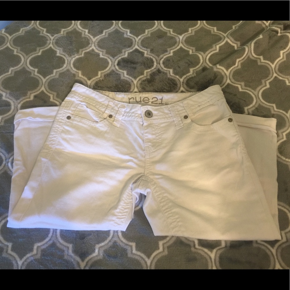Rue 21 White Crop Pants