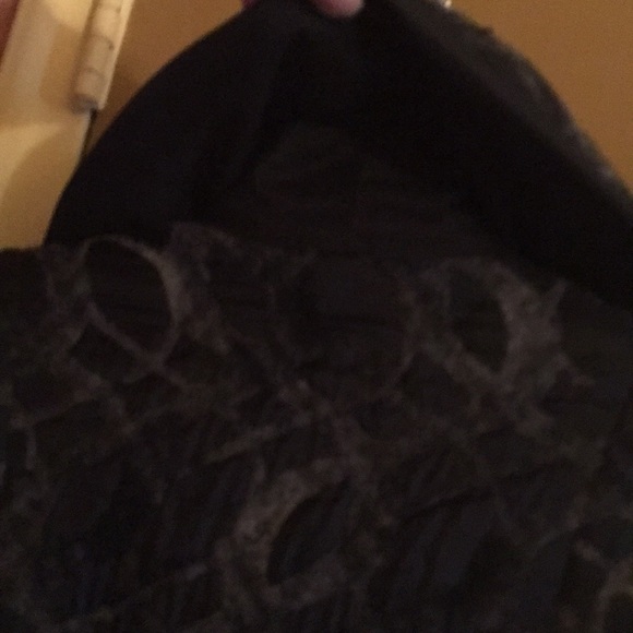 Black Beauty By First Lady Designer - Picture 3 of 6