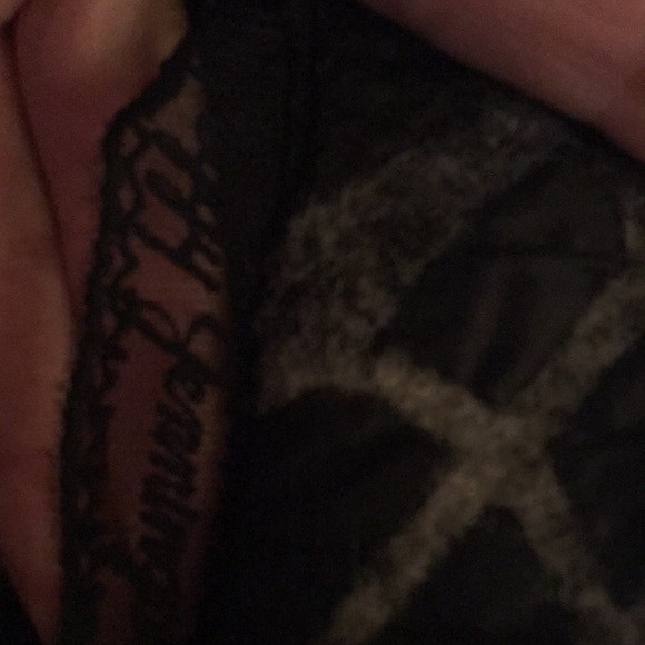 Black Beauty By First Lady Designer - Picture 6 of 6