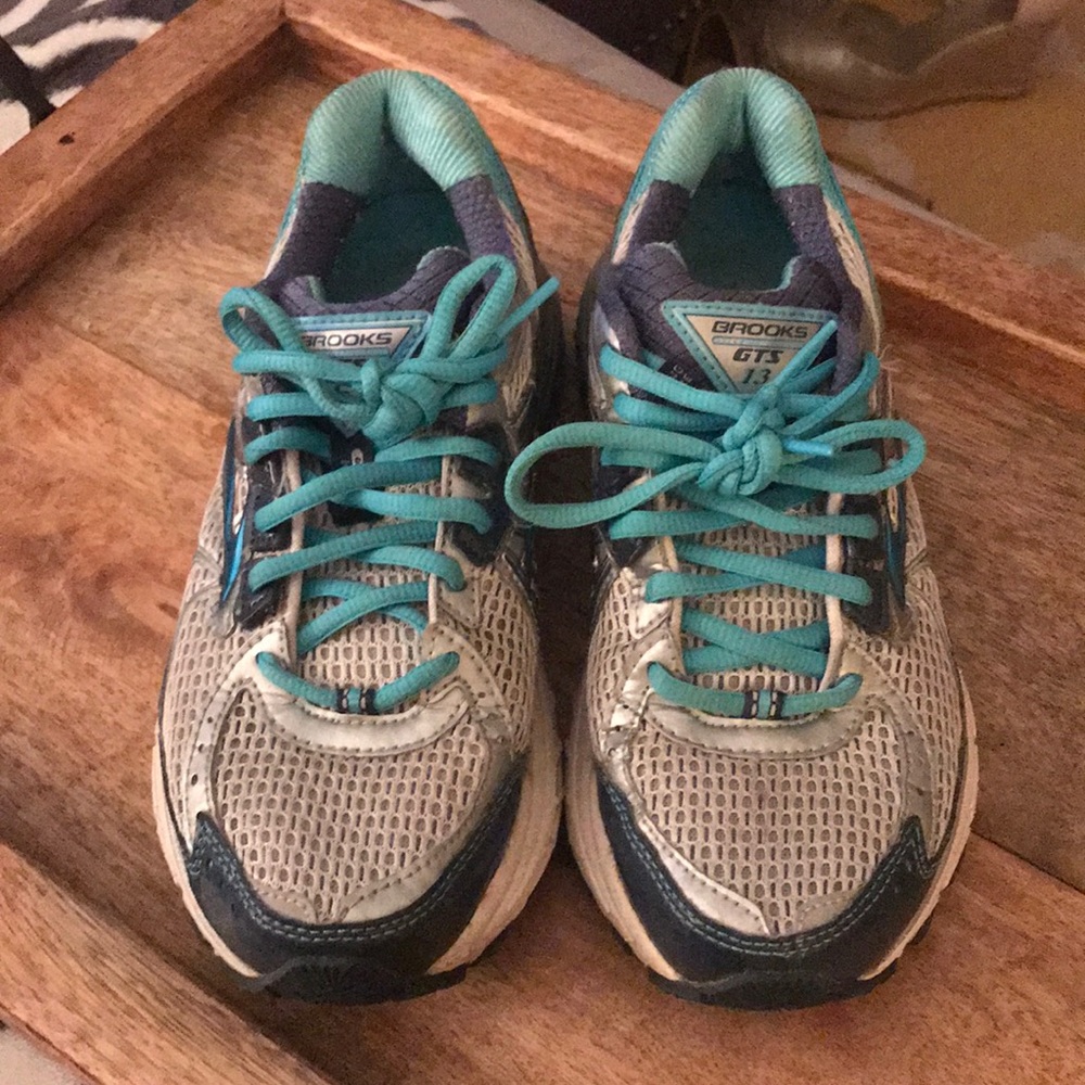 Brooks running sneakers