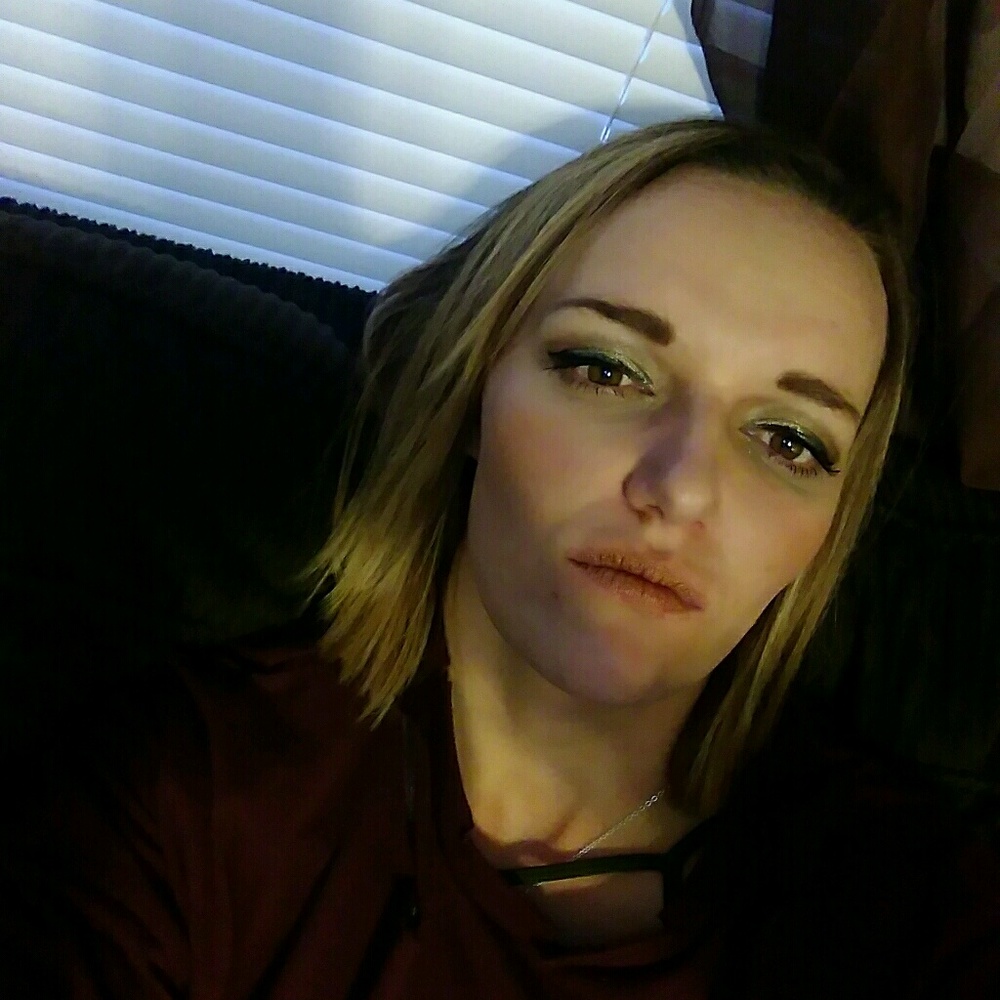 Meet your Posher, Savannah