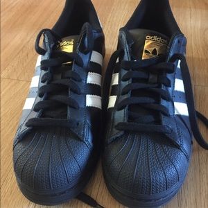 Adidas Superstar Original Sneaker Like New!
