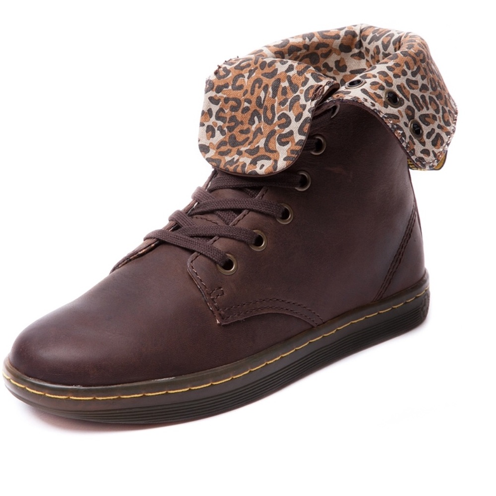 Dr Martens Stratford boots