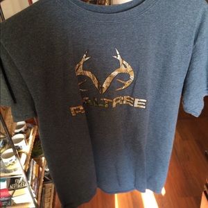 Large grey shirt by Realtree