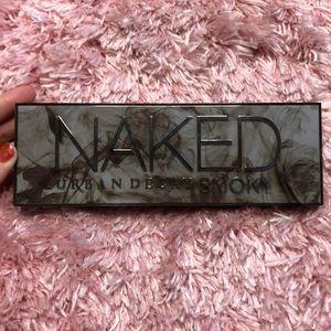 Urban decay naked smoky palette