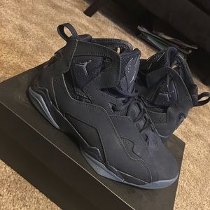 Men’s 8.5 Navy Blue Jordan True Flights