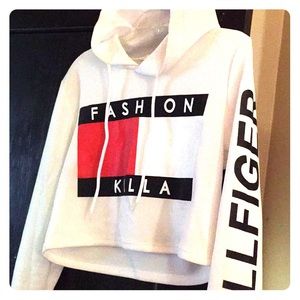 Tommy Hilfiger fashion killer hooded crop top