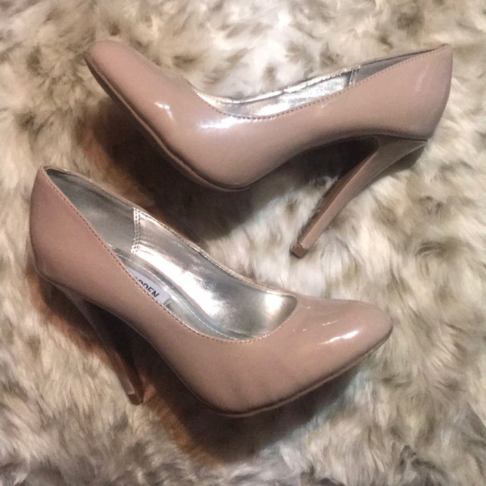 Steve Madden P-Ronni Nude Heels - Picture 3 of 8