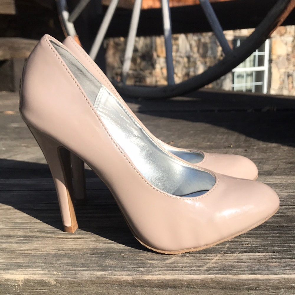 Steve Madden P-Ronni Nude Heels - Picture 1 of 8