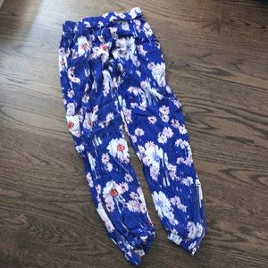 floral cinched ankle pants