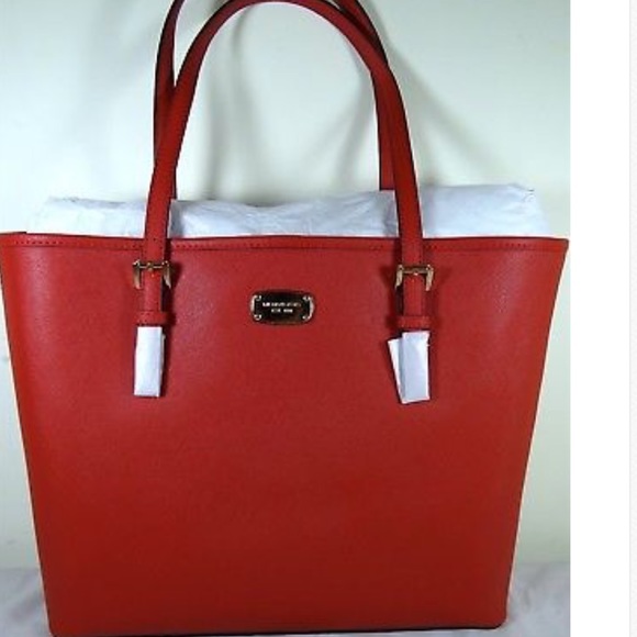 Michael Kors Handbags - CHRISTMAS GIFT SALE MICHAEL KORS LEATHER Jet Set