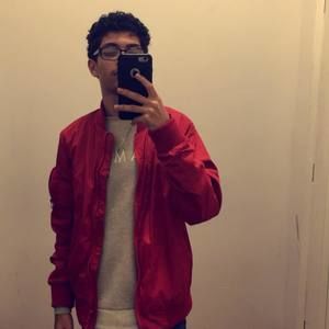 Meet your Posher, Joelle