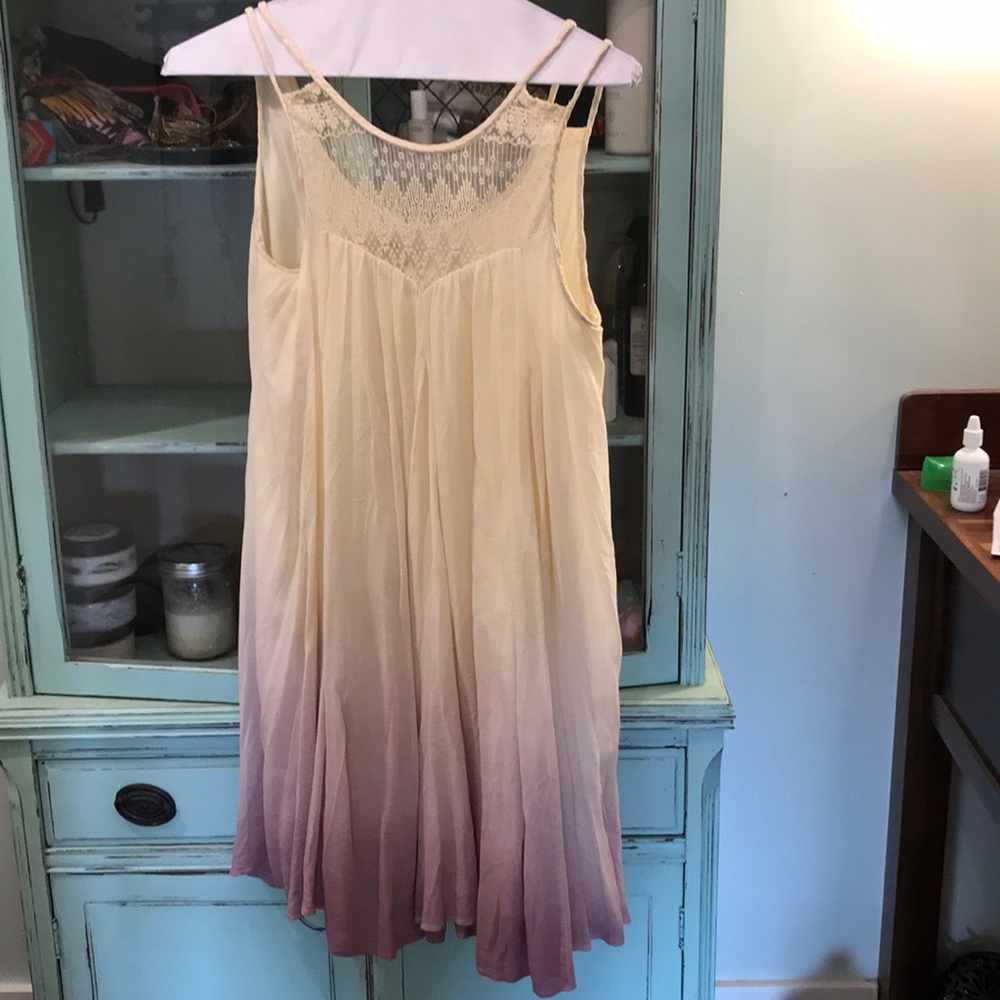 🌸 Ombré cream & purple dress, size S