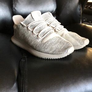 Tubular shadow knit