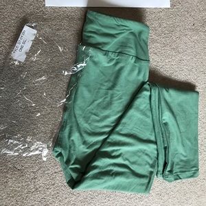 OS GREEN LEGGINGS