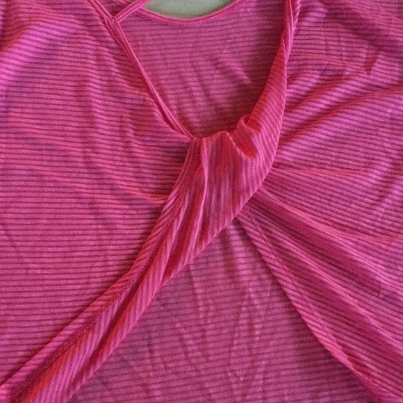 NWOT Lush pink/red comfy criss cross open back top - Picture 7 of 8