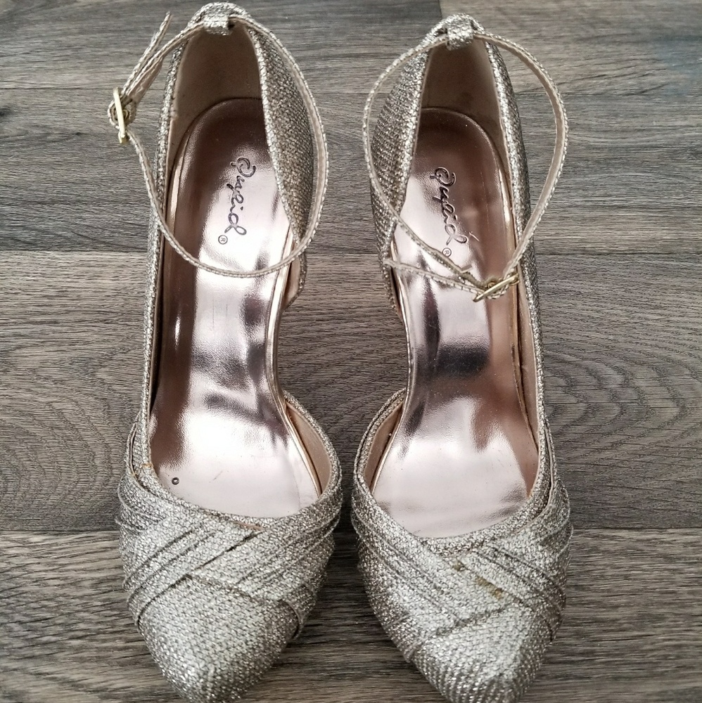 Gold glitter heels