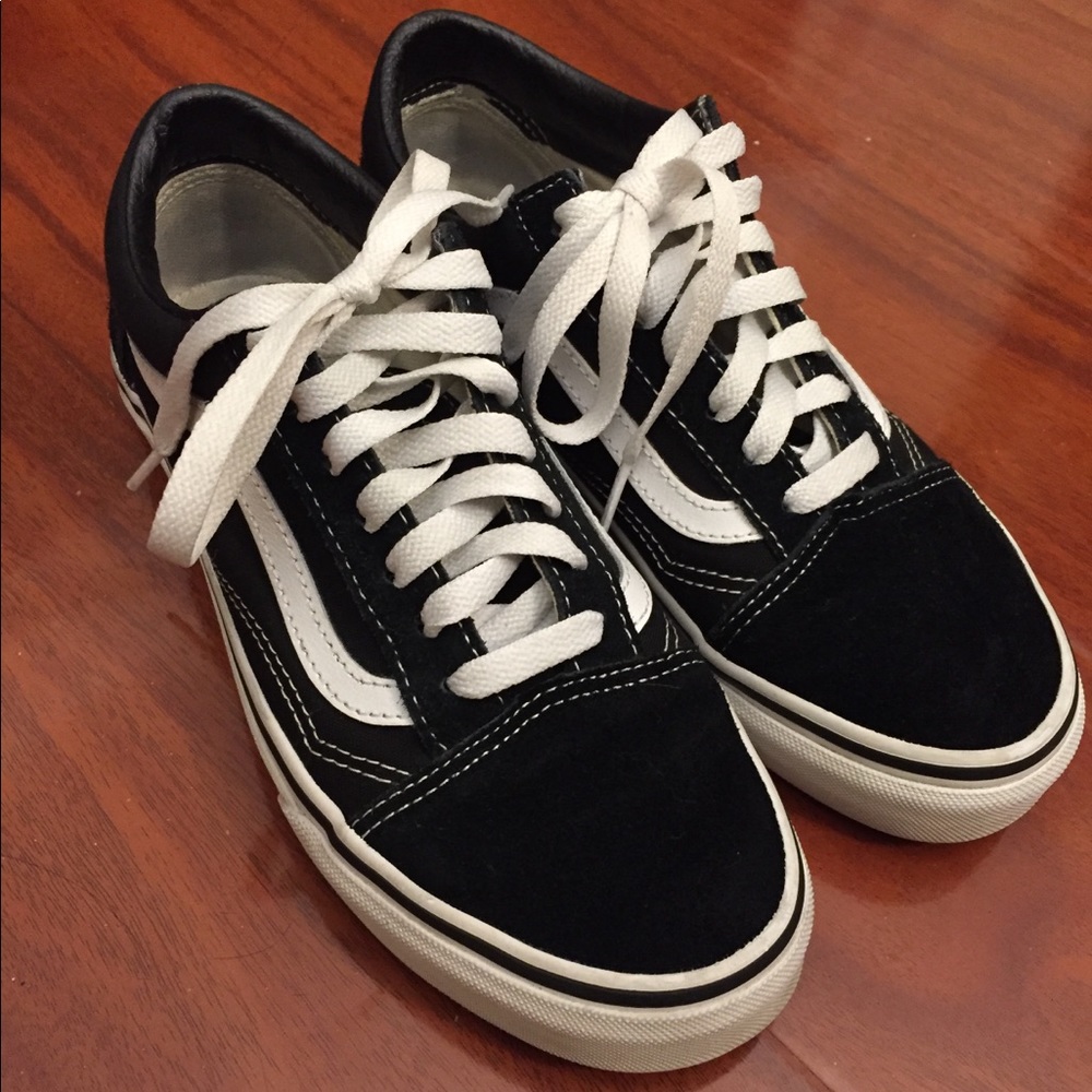 Black OG Old Skool Vans