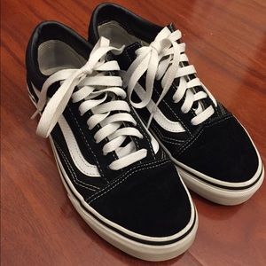Black OG Old Skool Vans