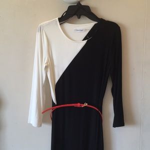 🆕 CALVIN KLIEN - Black & White Sheath dress!