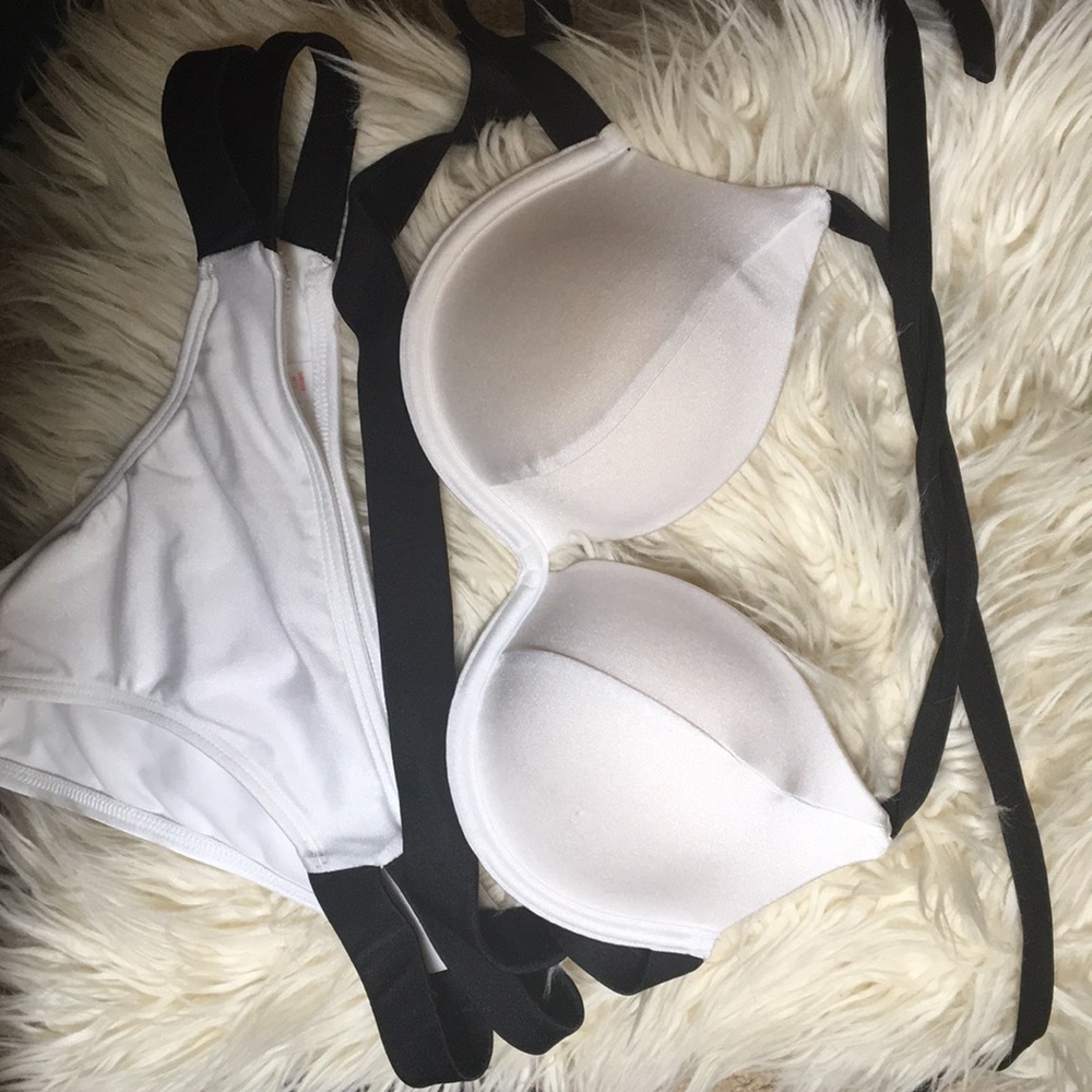 VS bikini