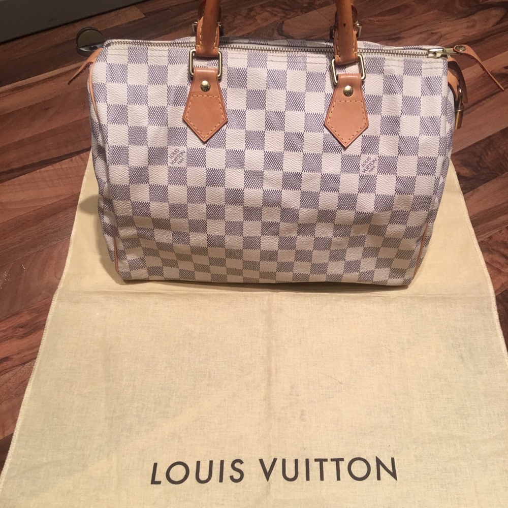 Louis Vuitton Speedy 30 bag