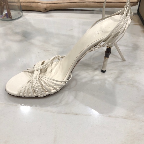 Gucci - Picture 1 of 3