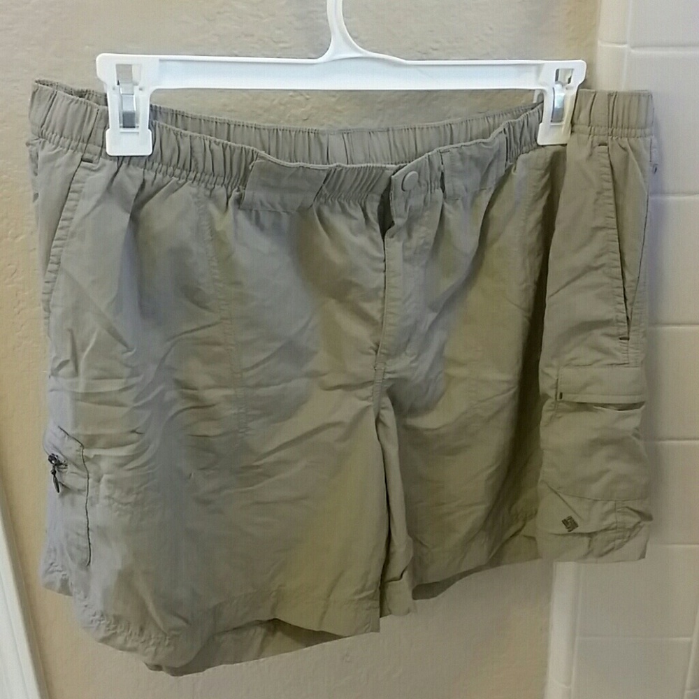 Columbia shorts
