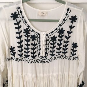 ✨SALE Boho style dress or top size Medium