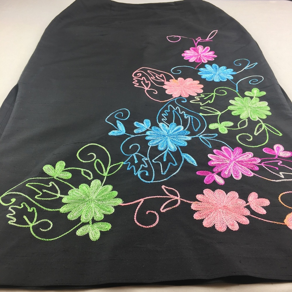 Hugo Buscati Silk Skirt Size 4 Floral Design