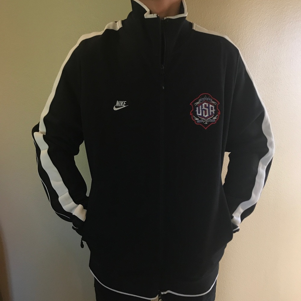 New MR CARTOON x NIKE USA Jacket
