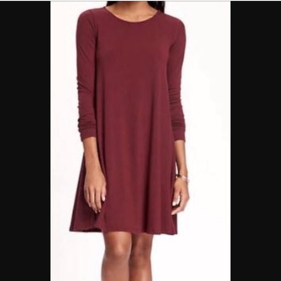 Old Navy Dresses & Skirts - Old Navy knit swing dress in burgundy