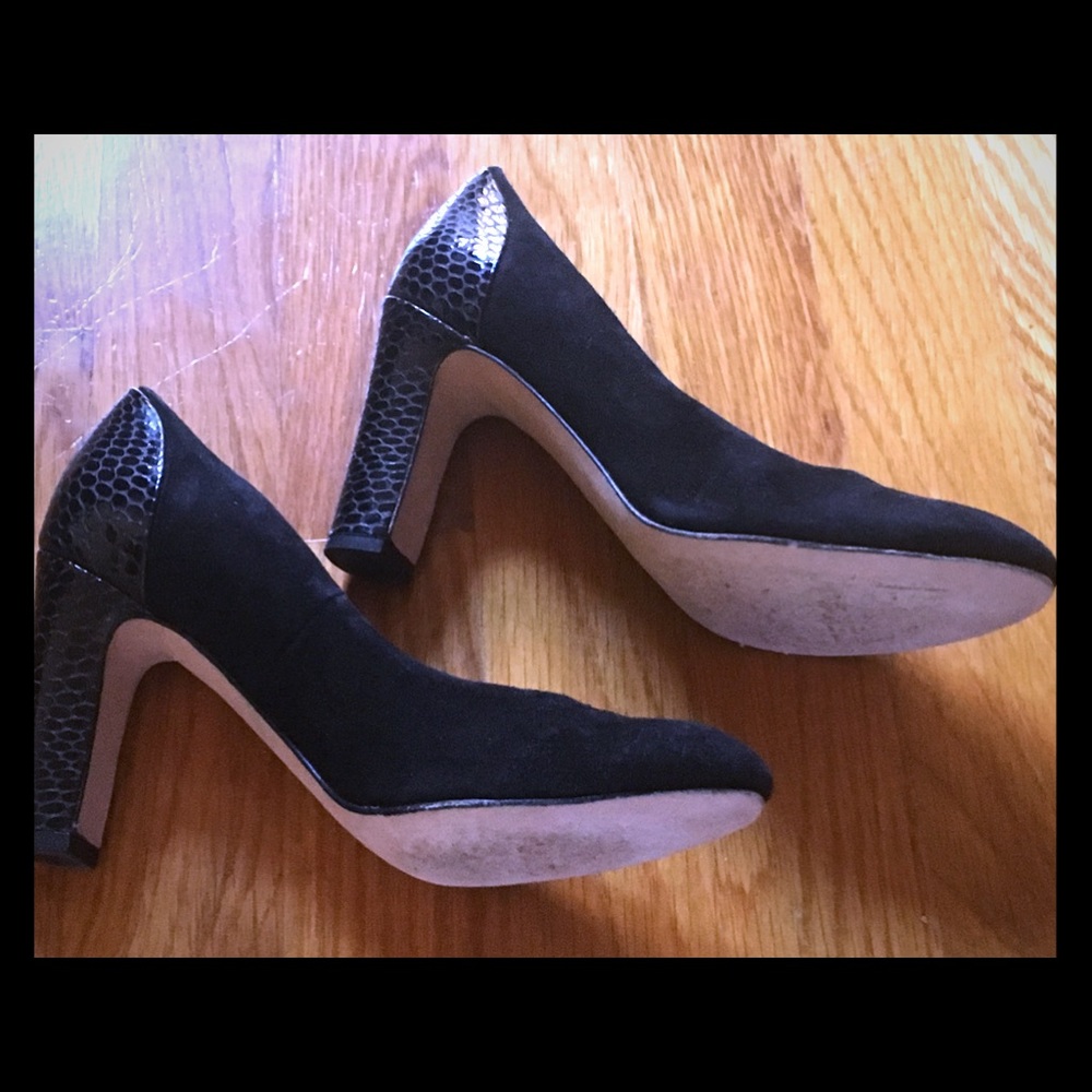 Vaneli black suede with snakeskin heel detail 4.5M