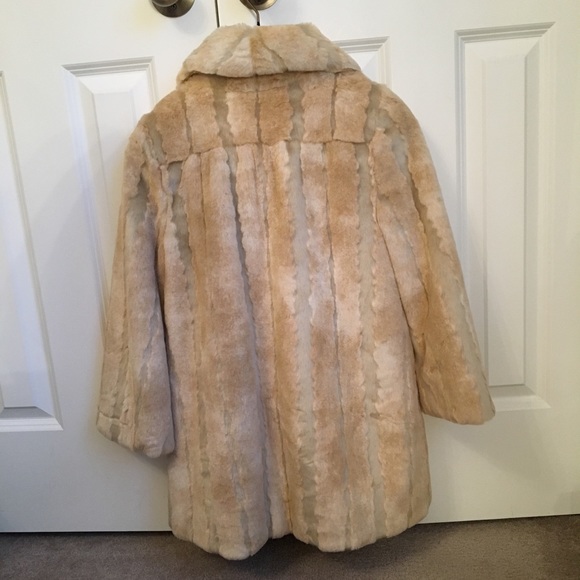 Juicy Couture Faux Fur Jacket - Picture 3 of 5