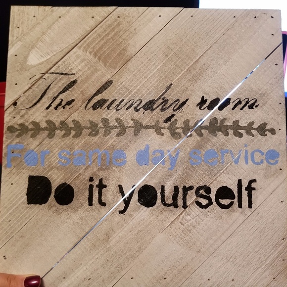 Signs - Picture 1 of 3